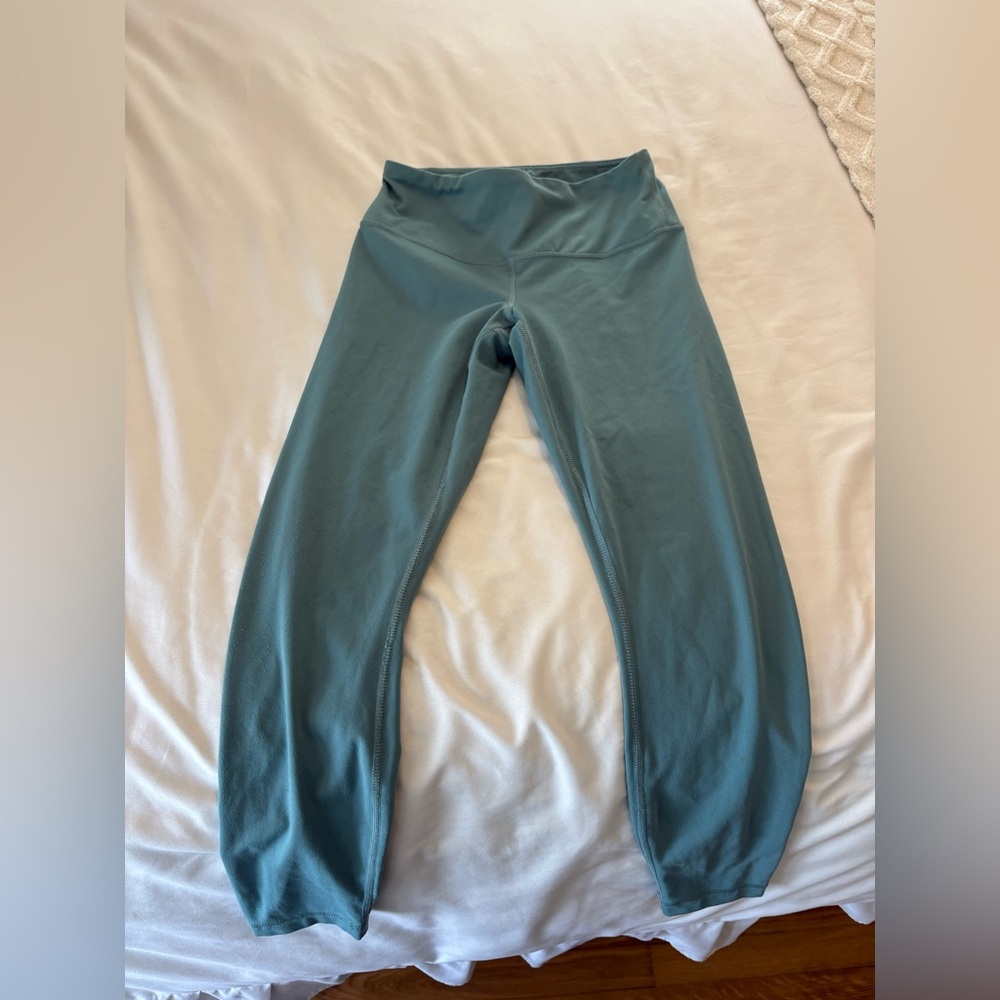 Blue leggings